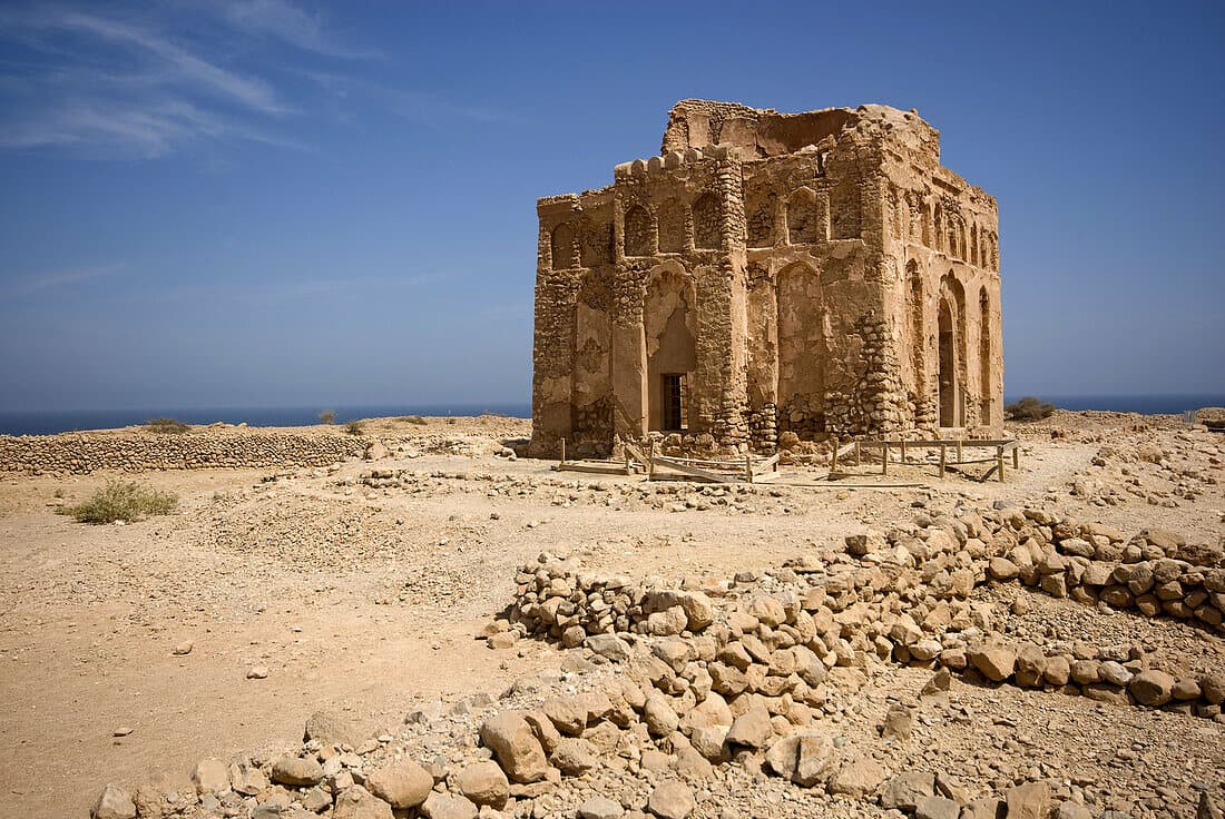 DESERT EXPEDITION TOUR 2 Days & 1 Night - image 7